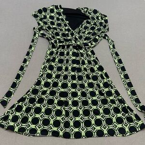 Women's Liz Claiborne Green & Black Geometric Wrap Dress Size Medium